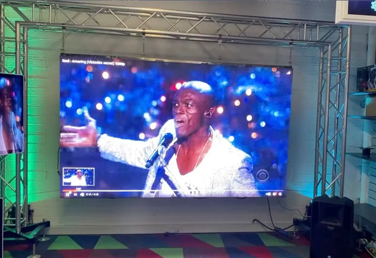 Indoor / Outdoor Led Video Wall Reduced To Clear - Image 2