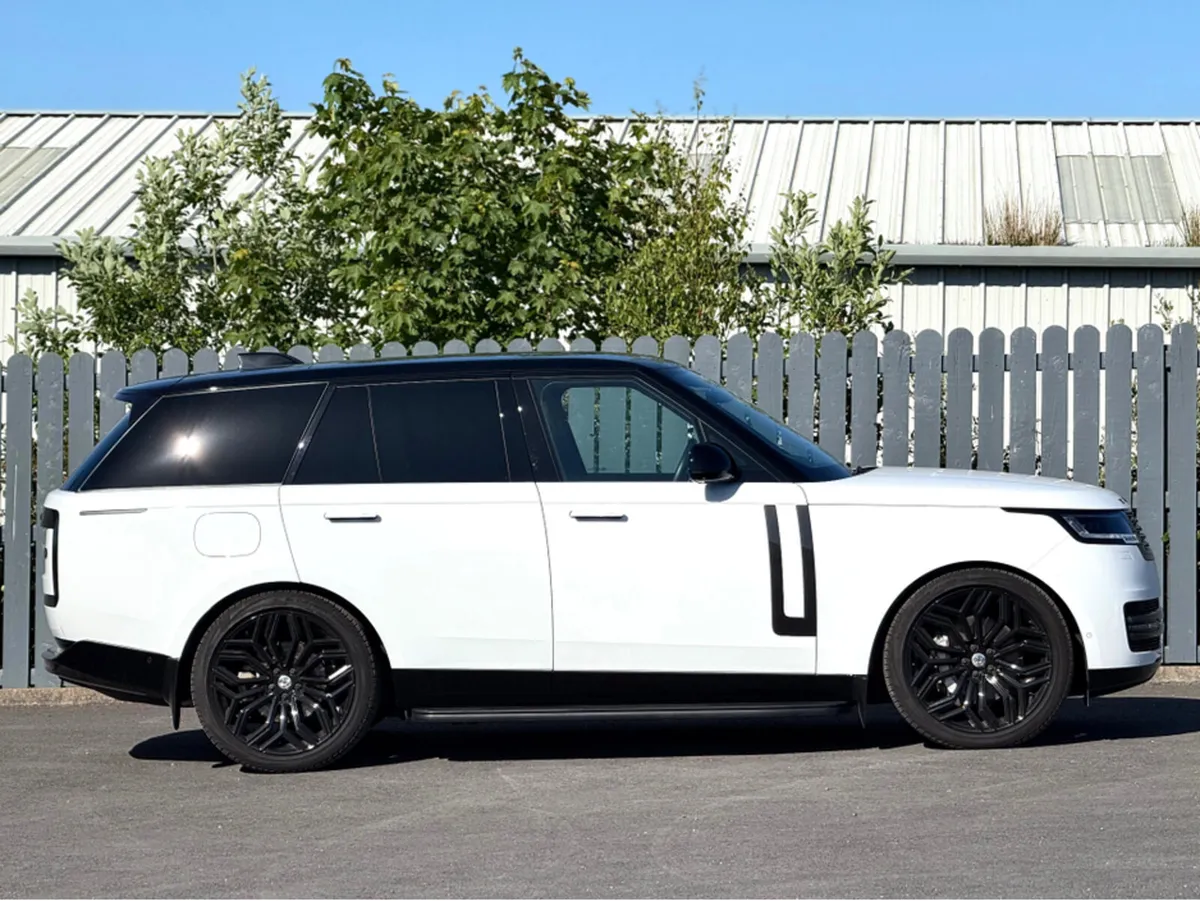 Land Rover Range Rover LATE 2022 RANGE ROVER VOGUE - Image 4