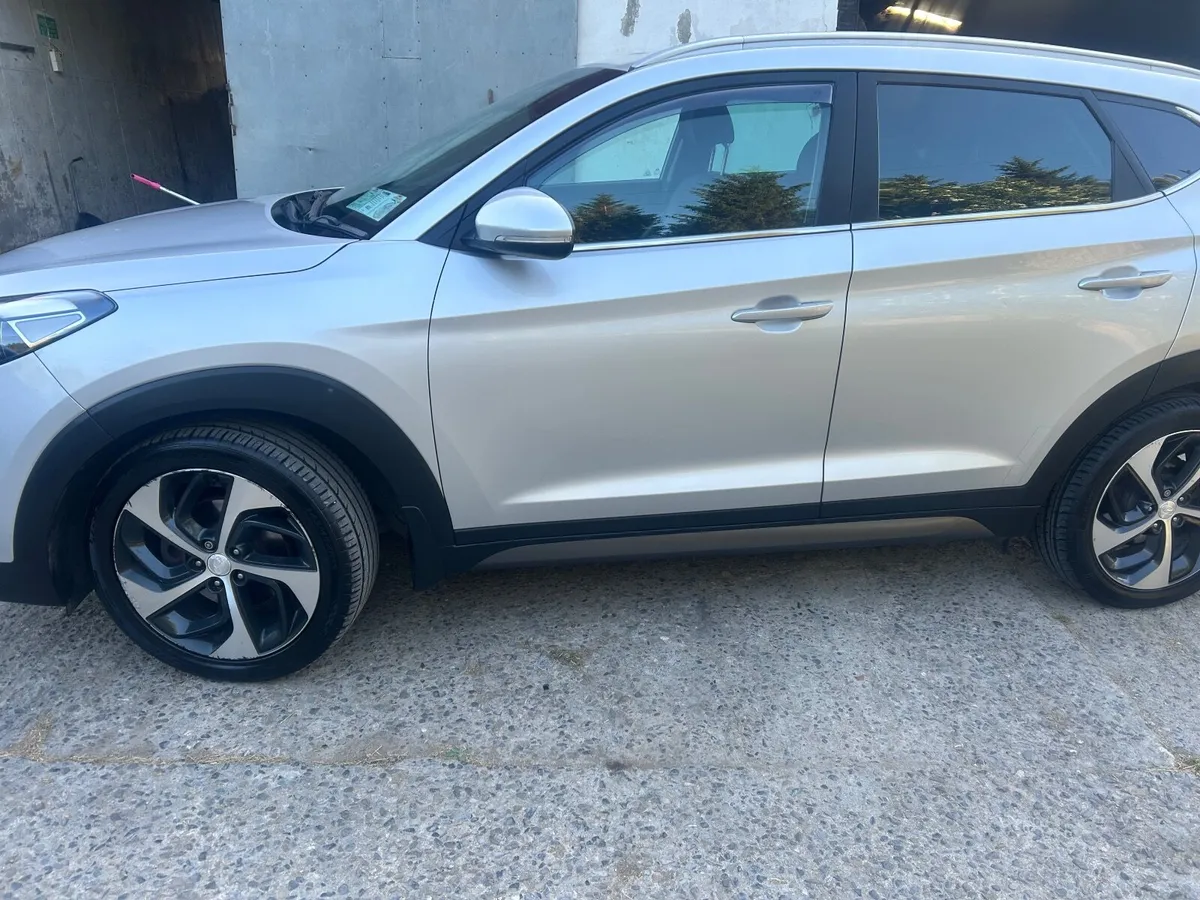 2016 Hyundai Tucson 2.0L 4x4 - Image 4