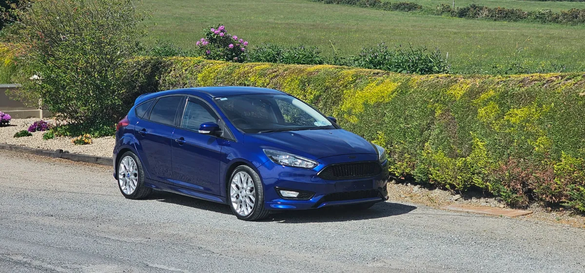 Ford Focus 2015 Zetec S Diesel - Image 1