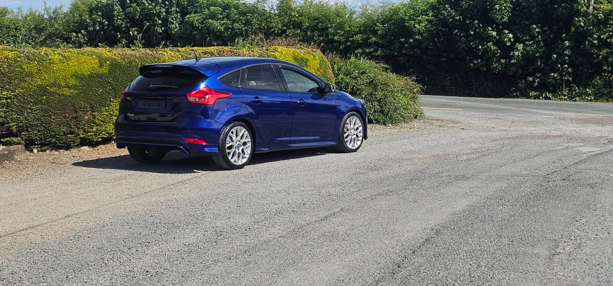 Ford Focus 2015 Zetec S Diesel - Image 4