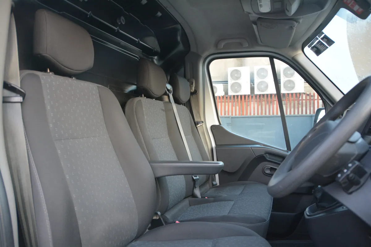 Opel Movano LWB High Roof # Dealer Service History - Image 3