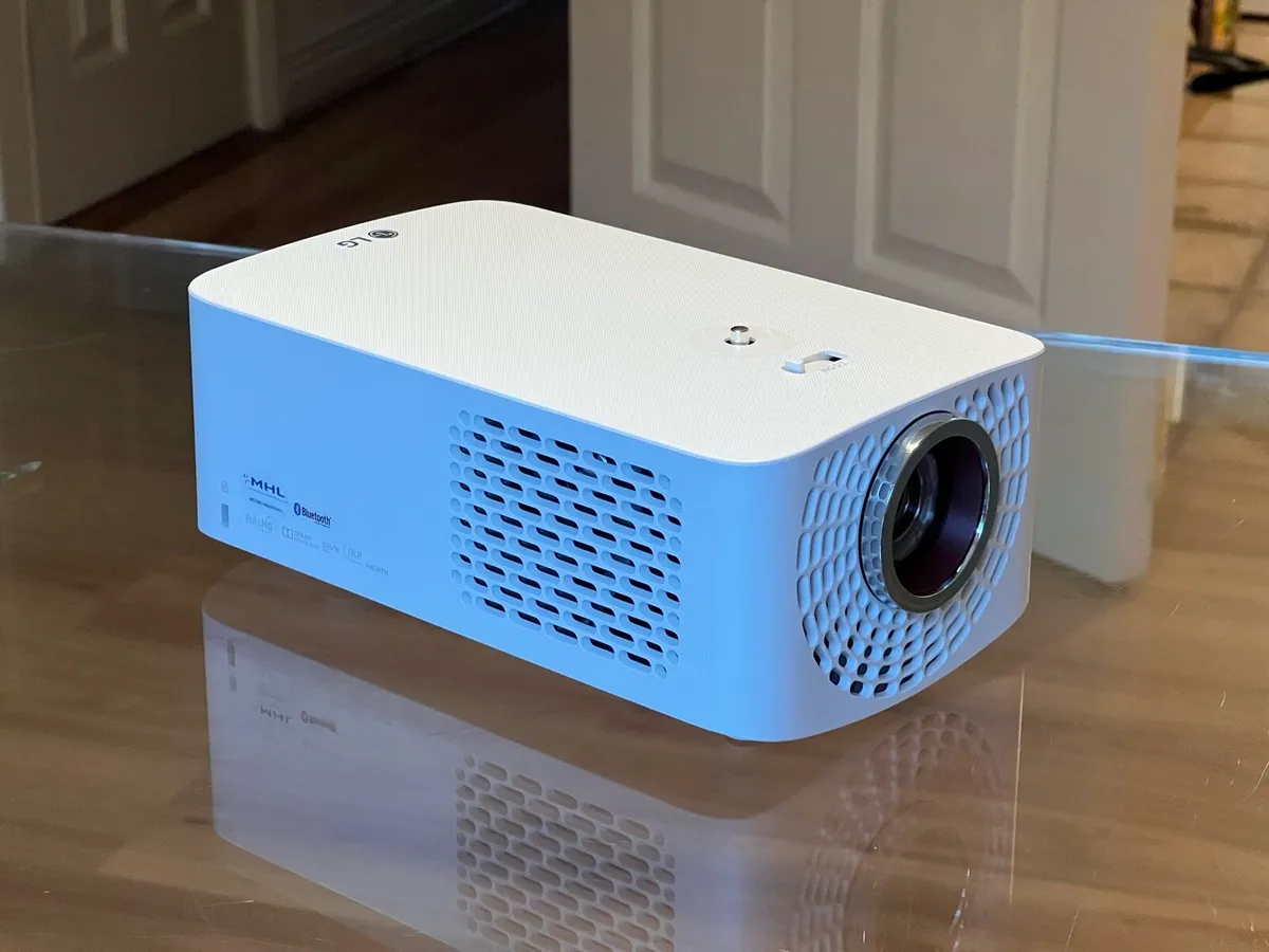 New LG Minibeam Pro Laser Projector - Image 2