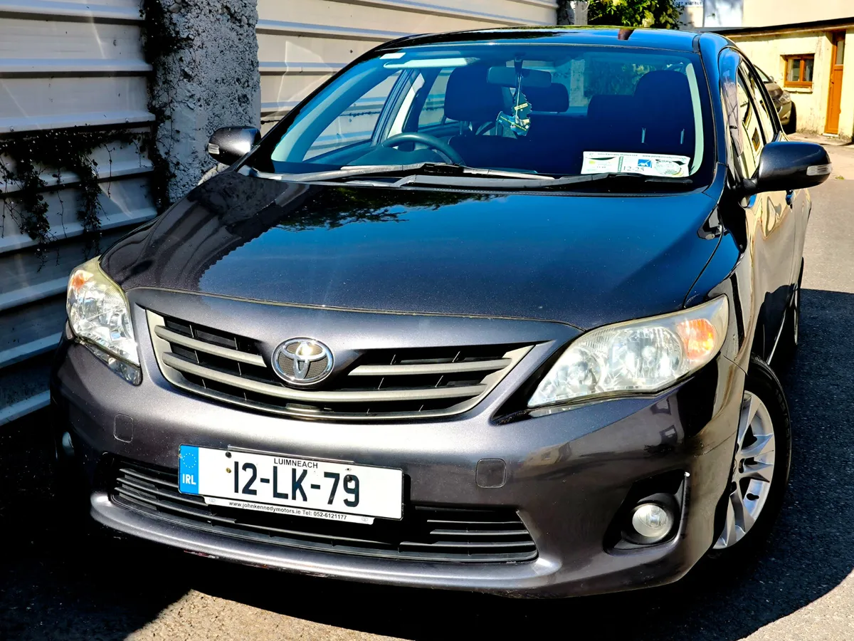 TOYOTA COROLLA 2012 - Image 2