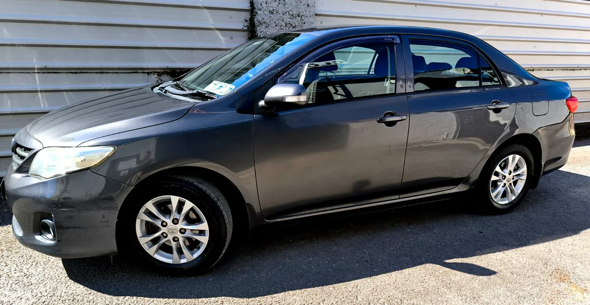 TOYOTA COROLLA 2012 - Image 3
