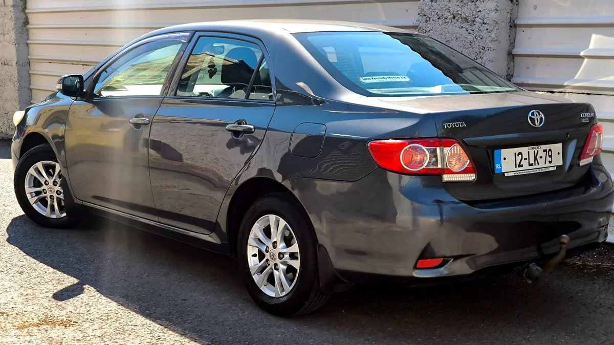 TOYOTA COROLLA 2012 - Image 4
