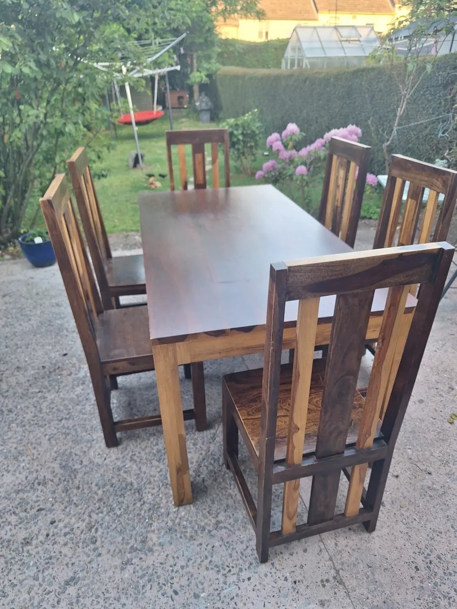 Dinner table and chairs - Image 2