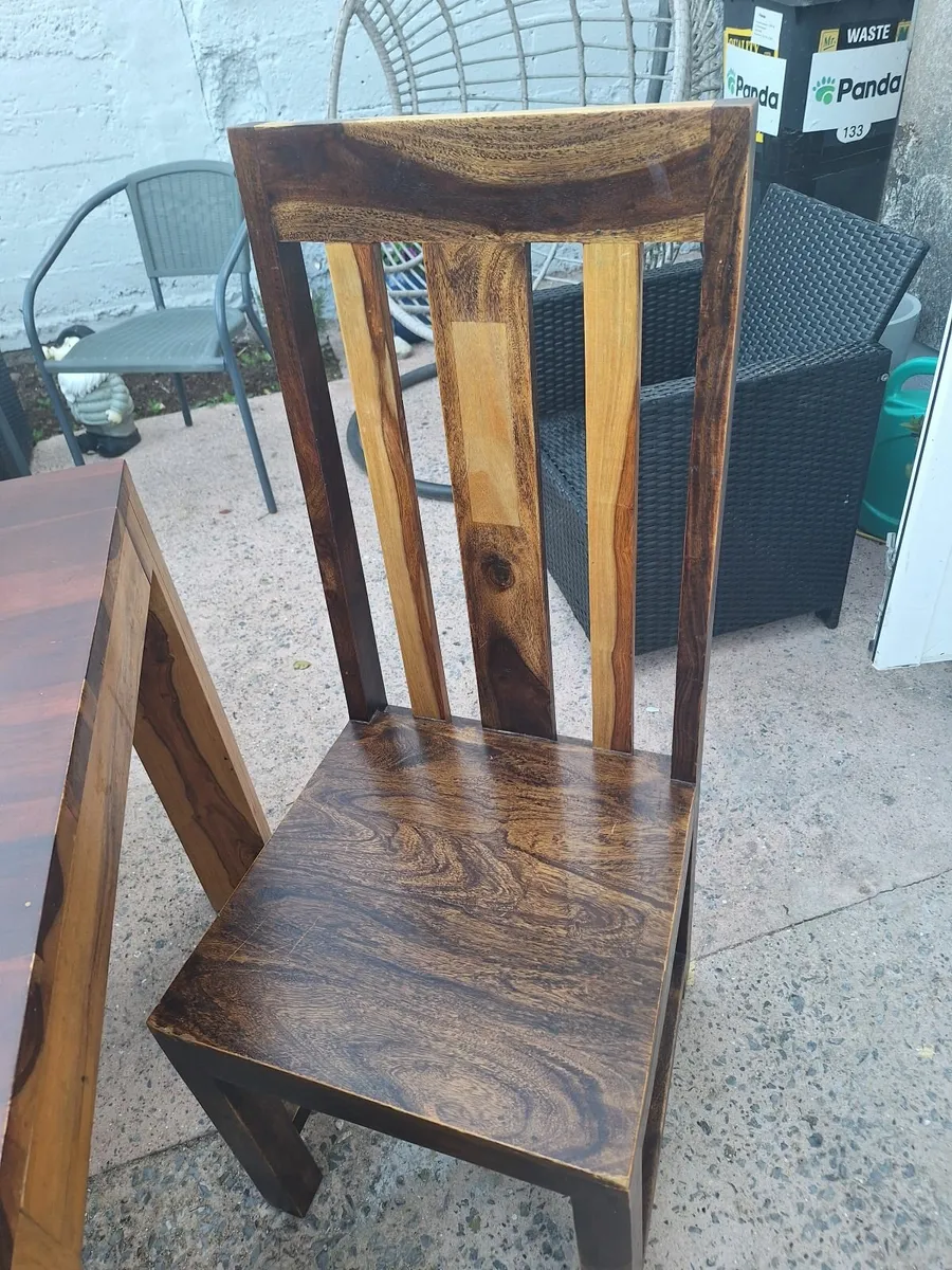 Dinner table and chairs - Image 3