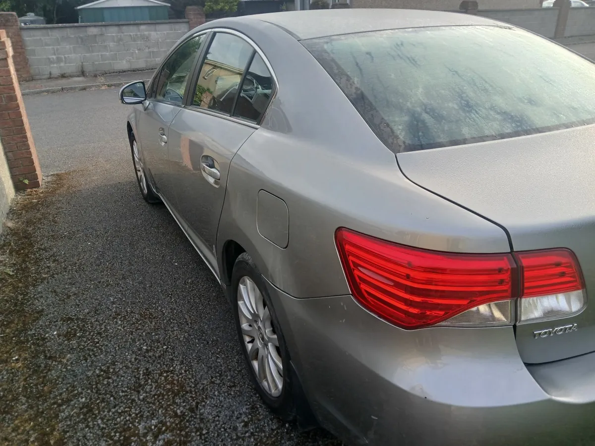 Toyota Avensis 2012 - Image 3