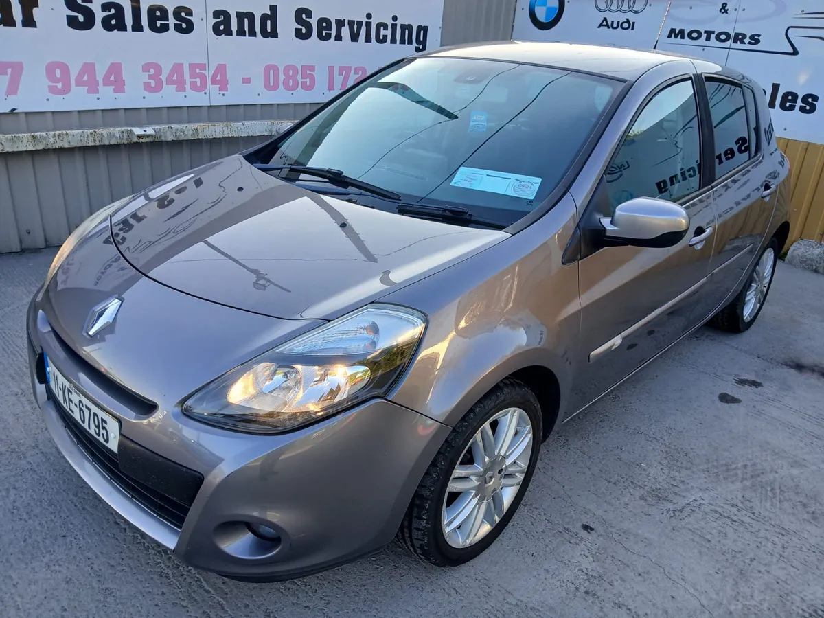 2011 Renault Clio 1.1 TomTom Warranty - Image 2
