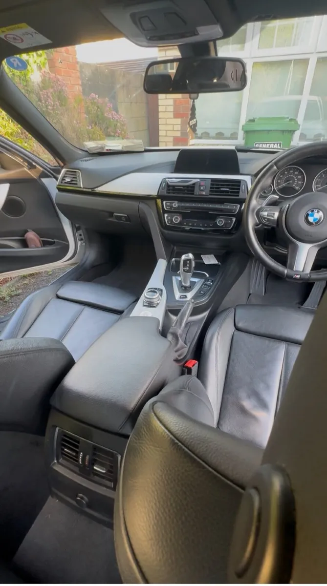BMW 330e *New Hybrid Battery 2Yr Warranty* - Image 2