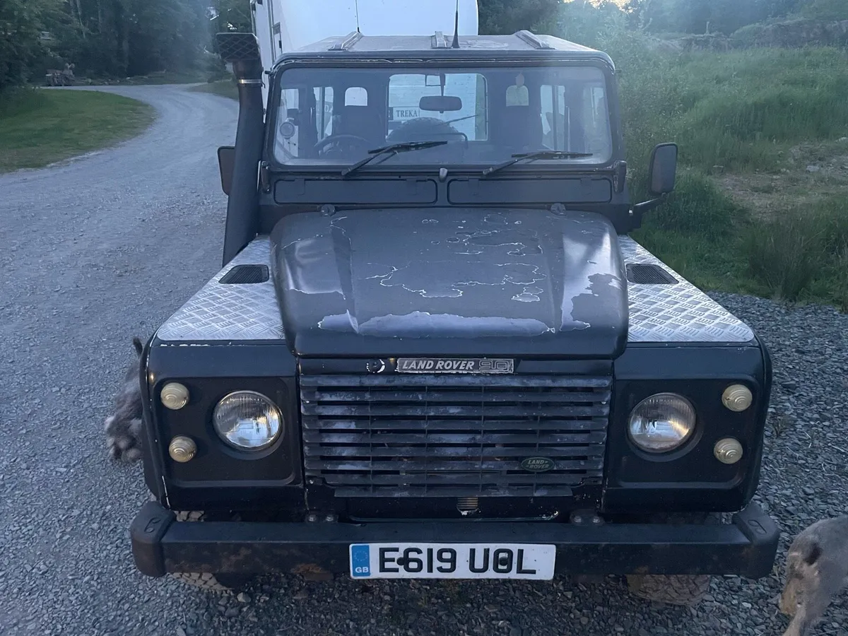 Land Rover 90 V8 LPG - Image 3