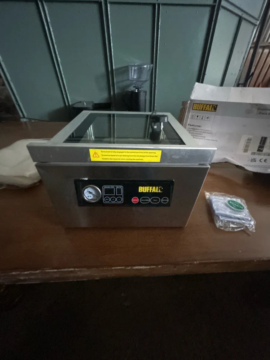 vacuum pack machine - Image 1