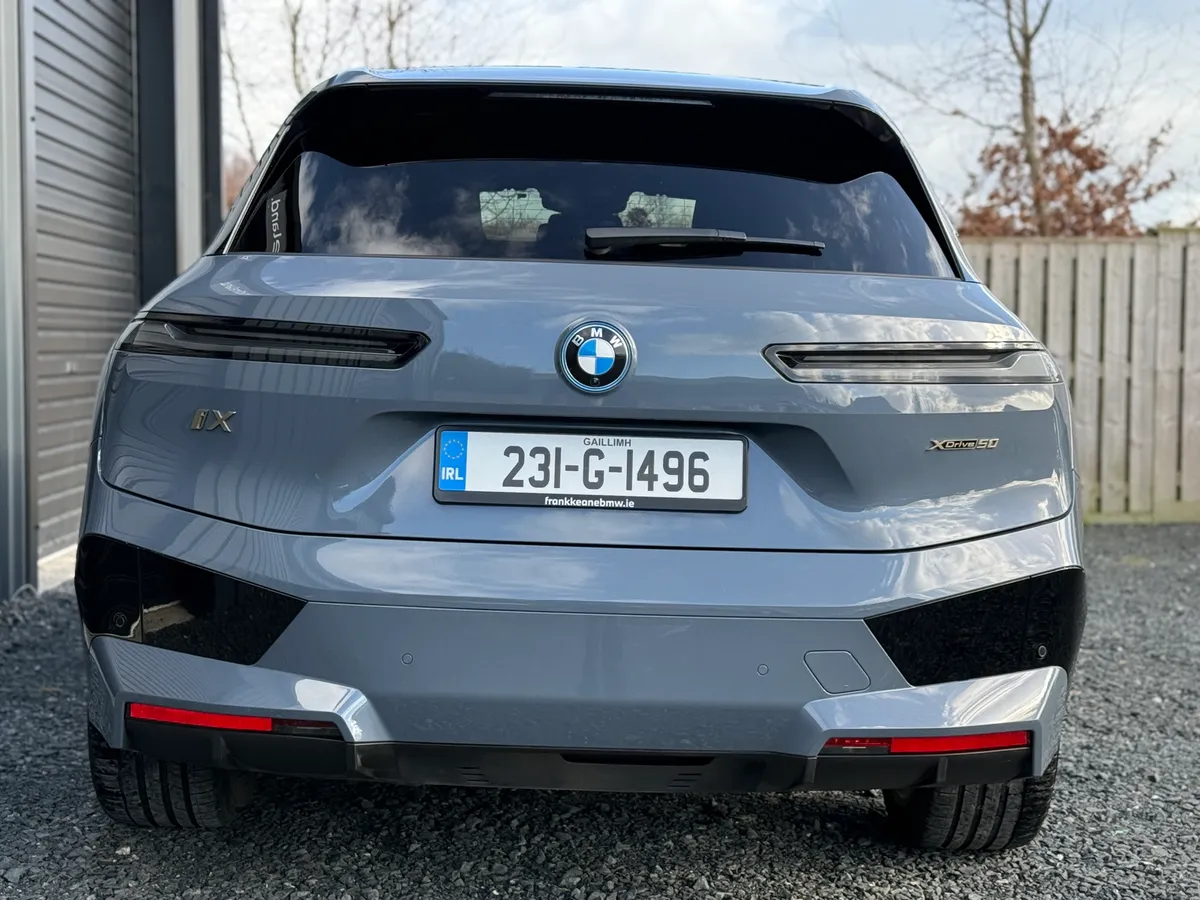 231 Bmw IX XD50 LONG RANGE 111.5KW - Image 4