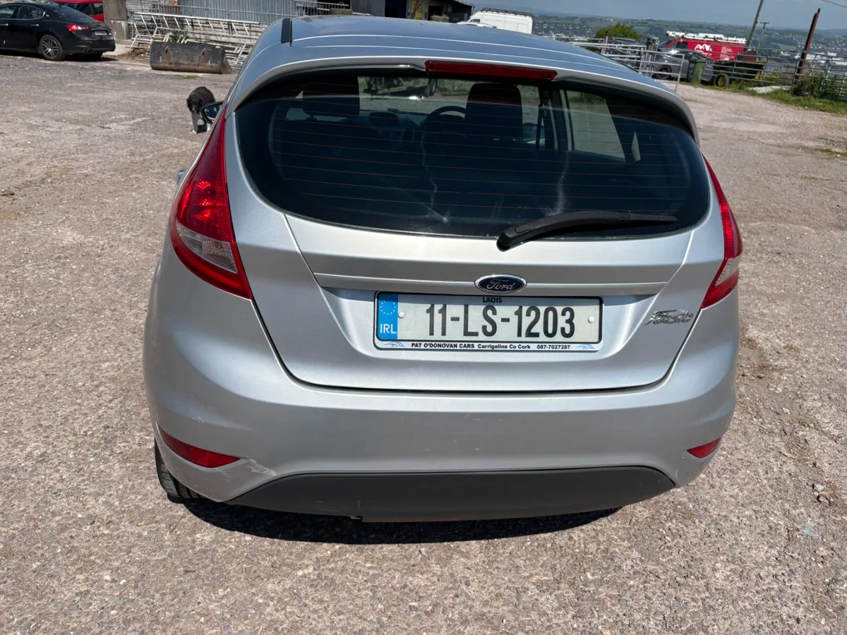 Ford Fiesta 2011 - Image 4