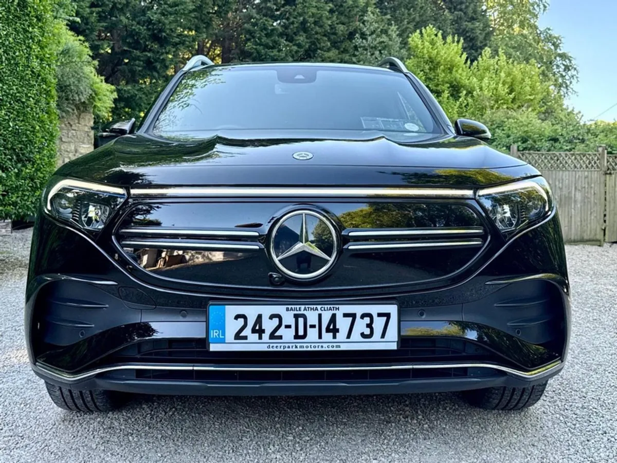 Mercedes-Benz EQB 300 4 Matic AMG  7 Seats - Image 3