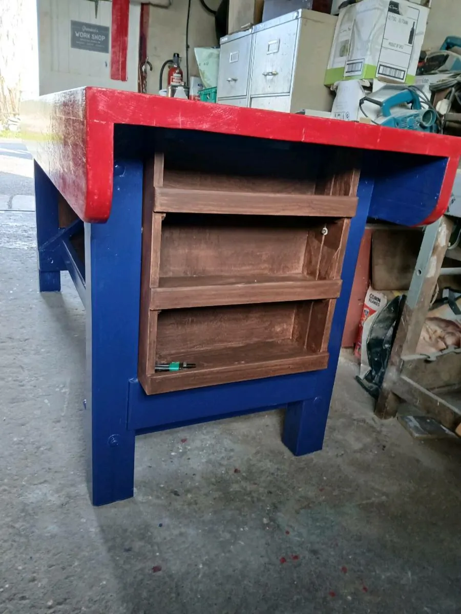 Work bench - Image 3
