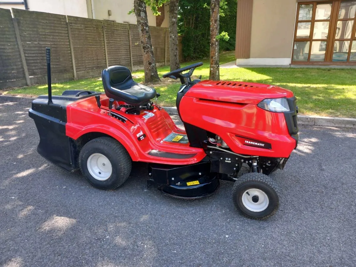 Ride on lawnmower 2023 - Image 1
