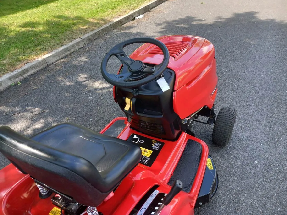 Ride on lawnmower 2023 - Image 4