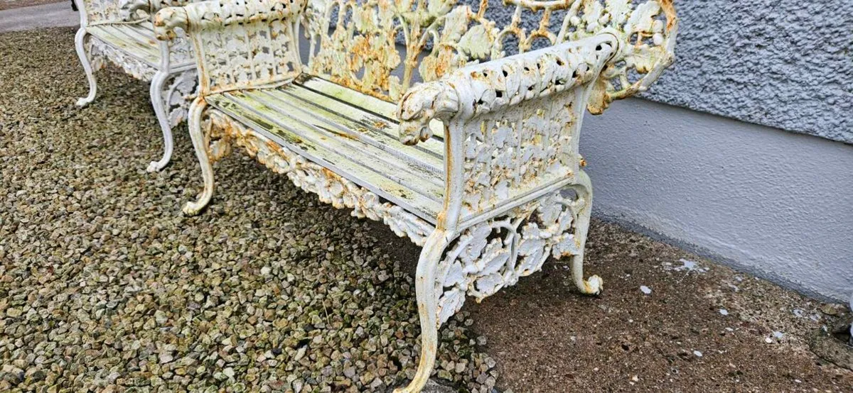 CAST IRON BENCH - Image 3