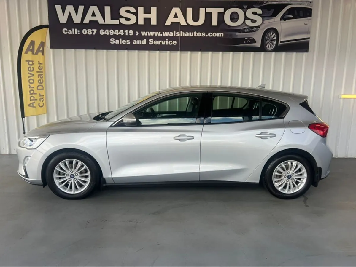 Ford Focus Titanium 1.0 Ecoboost 12 125 4DR - Image 3
