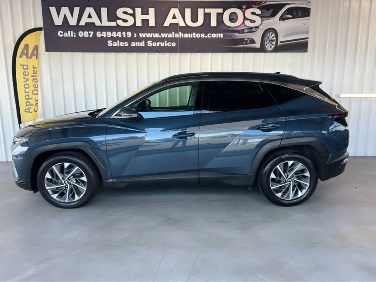 Hyundai Tucson Executive Plus 5DR - Image 4