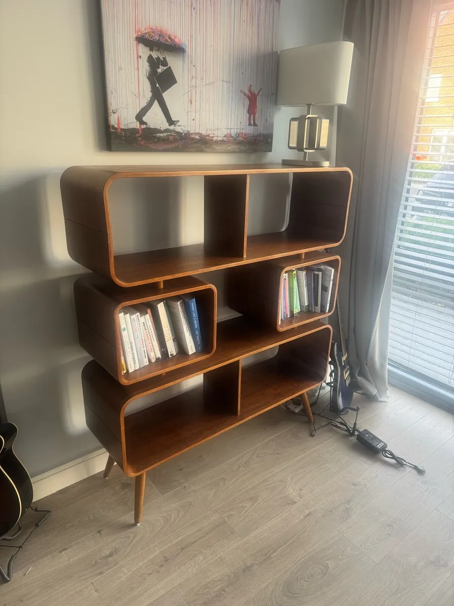 Book shelf - Image 2
