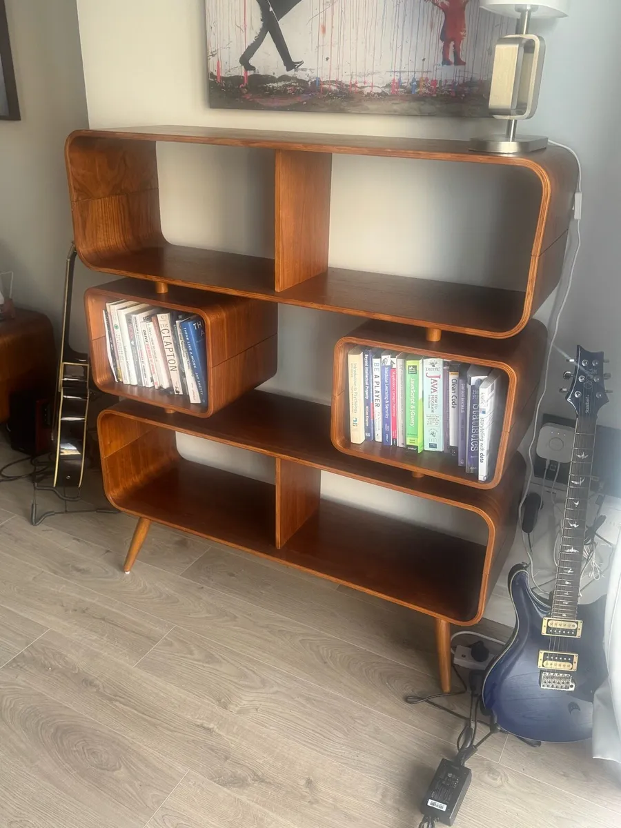 Book shelf - Image 4