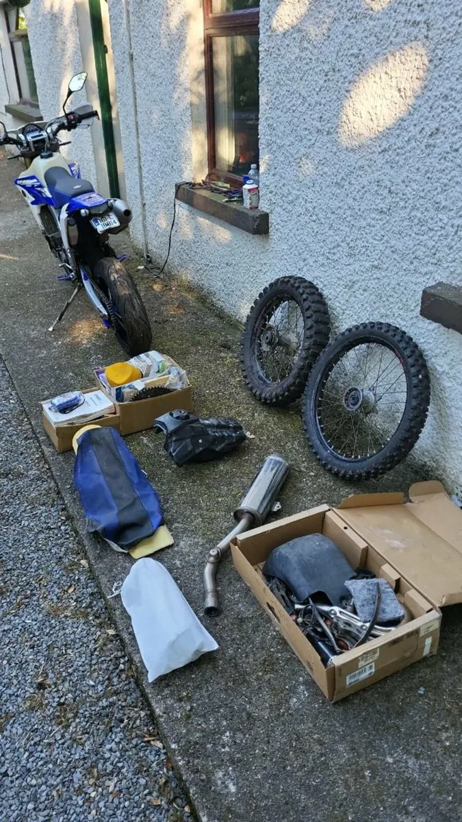 2016 WR450F GYTR ECU Road Reg Supermoto + spares - Image 4