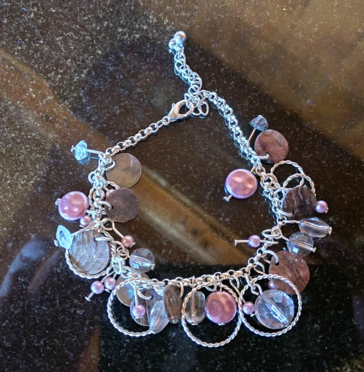 MORE COSTUME JEWELLERY. - Image 2