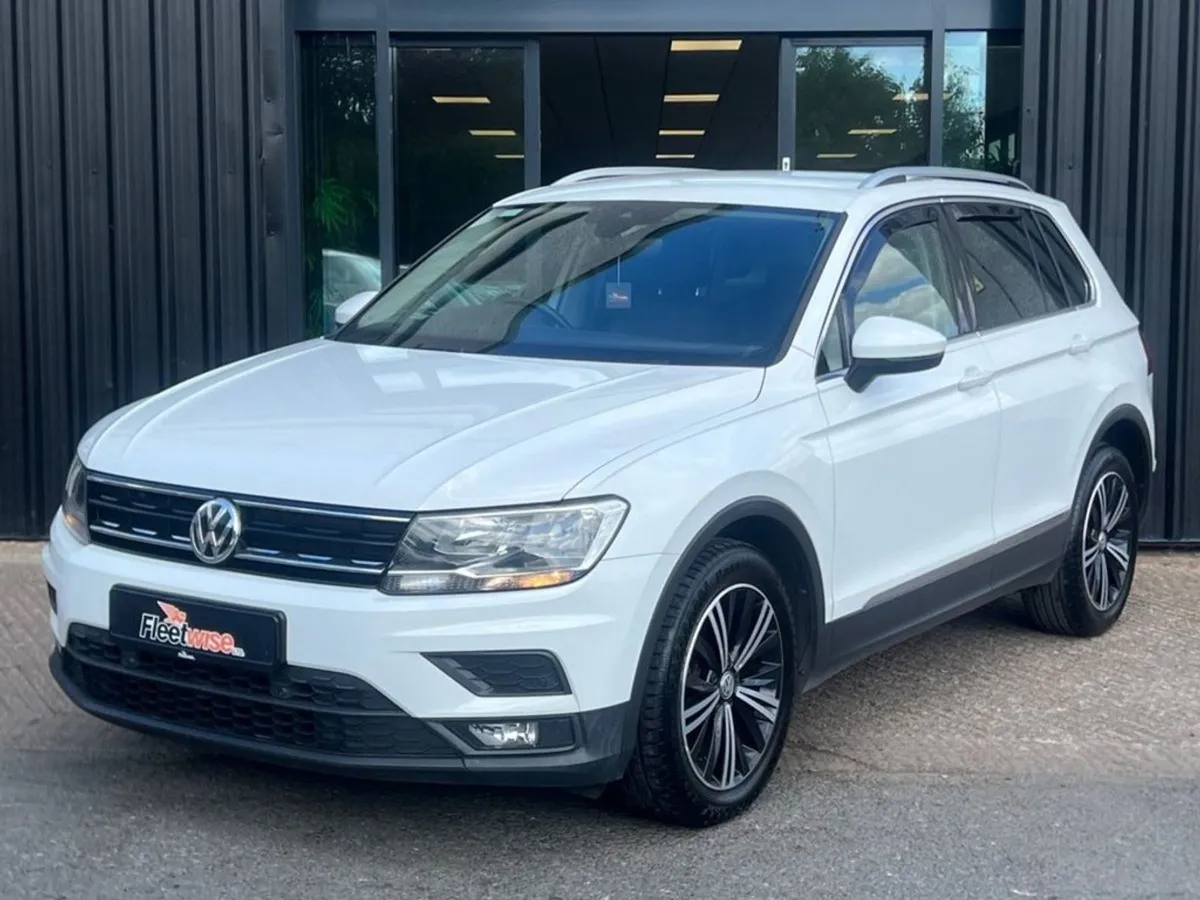 Volkswagen Tiguan 2.0 TDI SE Navigation SUV 5dr D - Image 3