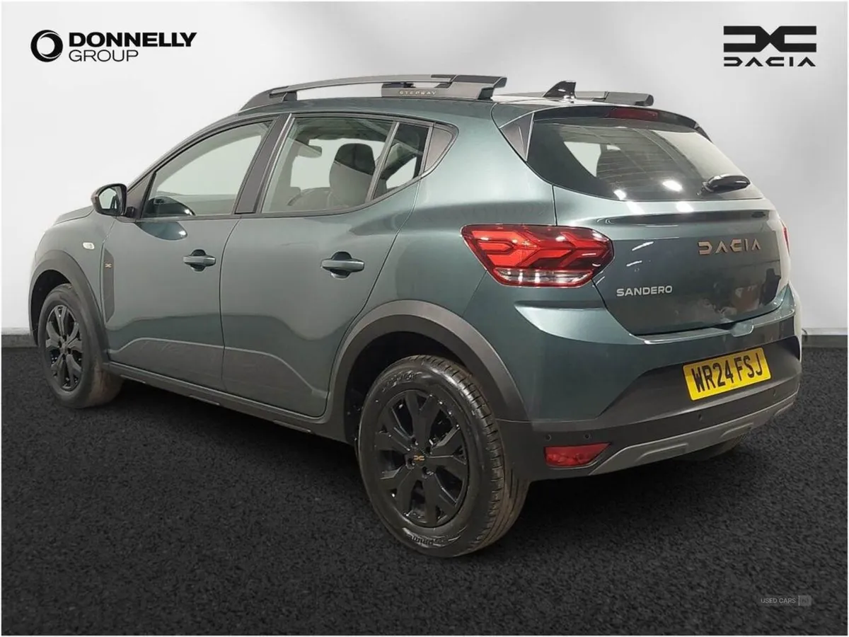 Dacia Sandero Stepway 1.0 TCe Extreme 5dr - Image 2