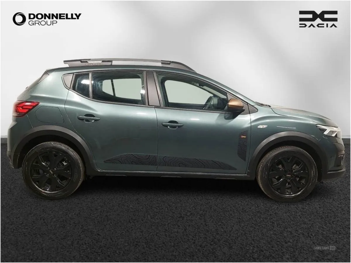 Dacia Sandero Stepway 1.0 TCe Extreme 5dr - Image 3