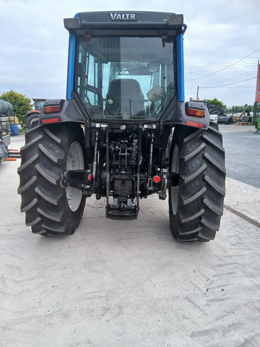 Valtra A95 & Quicke loader - Image 4