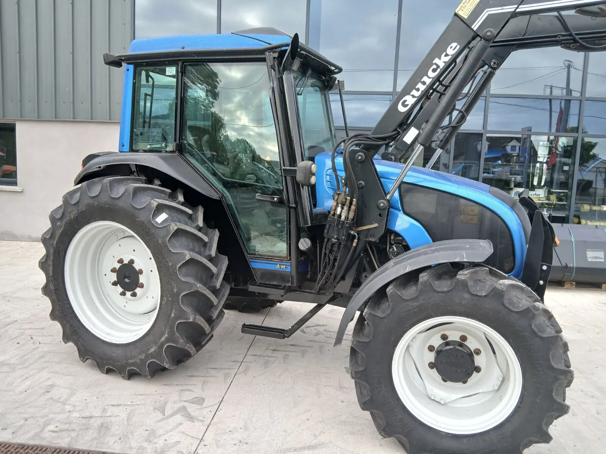 Valtra A95 & Quicke loader - Image 2