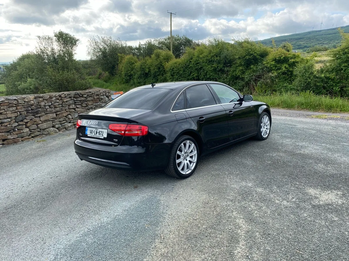 Pristine audi a4 (automatic) - Image 4