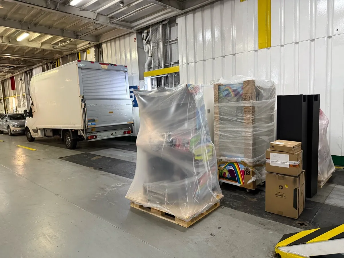 QuickMove Man with Van - Image 4