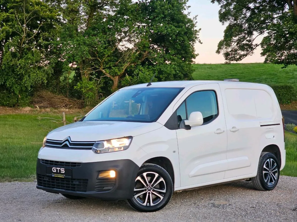 2020 Citroën Berlingo Driver - Image 1