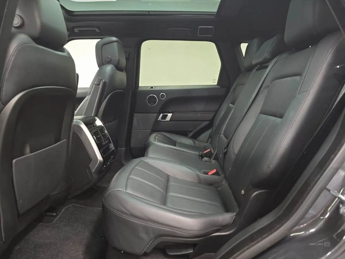 Land Rover Range Rover Sport 3.0 D300 HSE Dynamic - Image 4