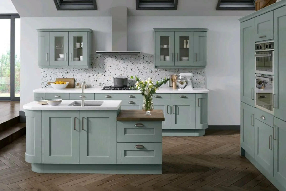 Kitchen re-facing company - Image 4