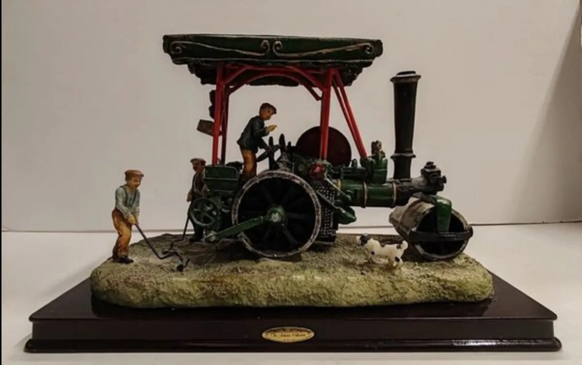 Model tractor - Image 3