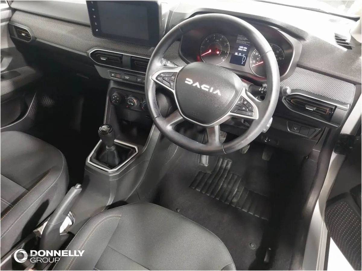 Dacia Sandero Stepway 1.0 TCe Expression 5dr - Image 4