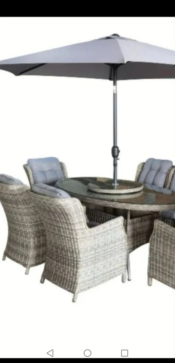 *CLEARANCE** Brand New 6 Seater Rattan  Garden Set - Image 1