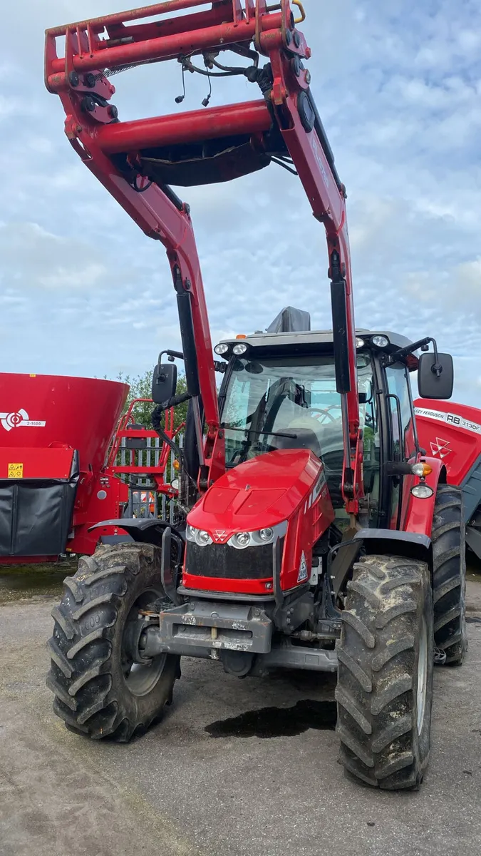MASSEY FERGUSON 5612