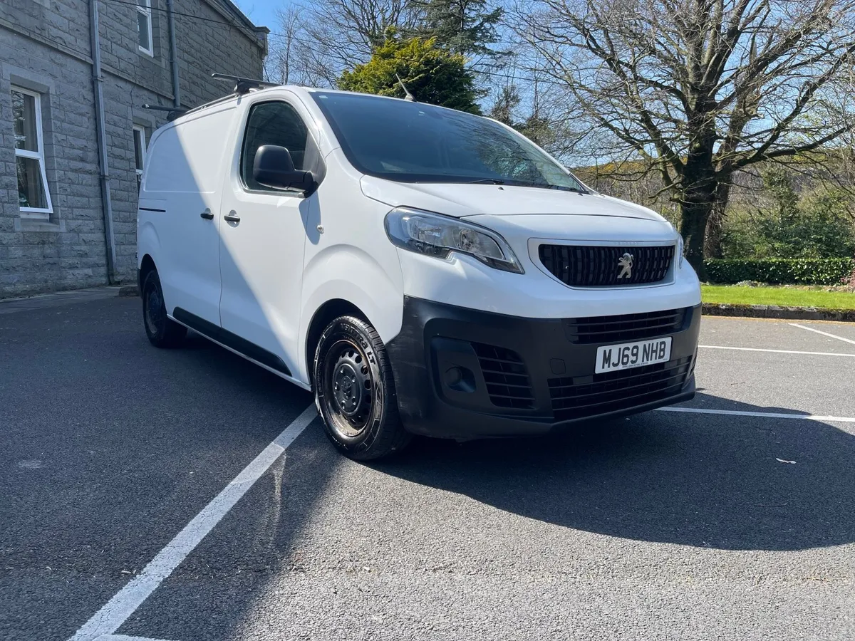 Peugeot Expert 2019 - Image 1
