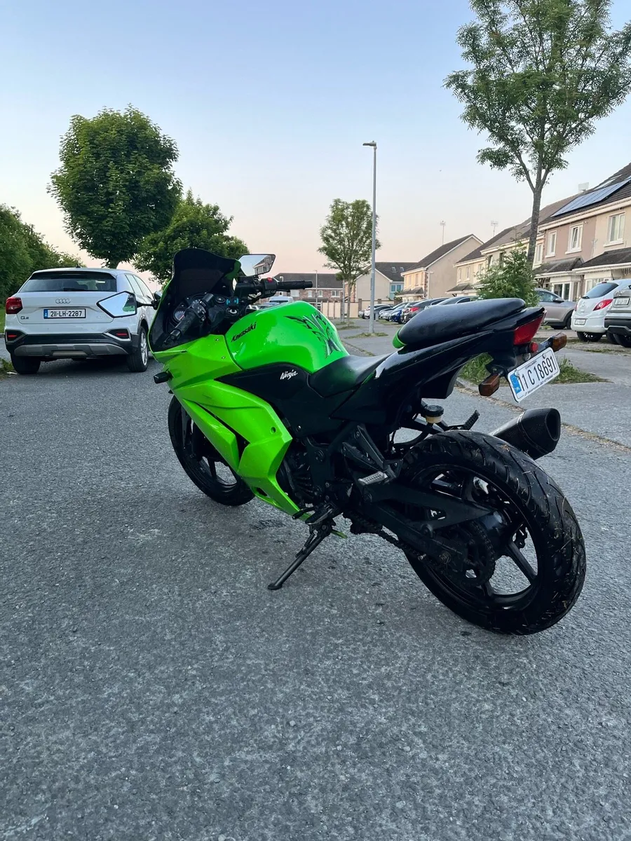 Kawasaki Ninja 250r - Image 3
