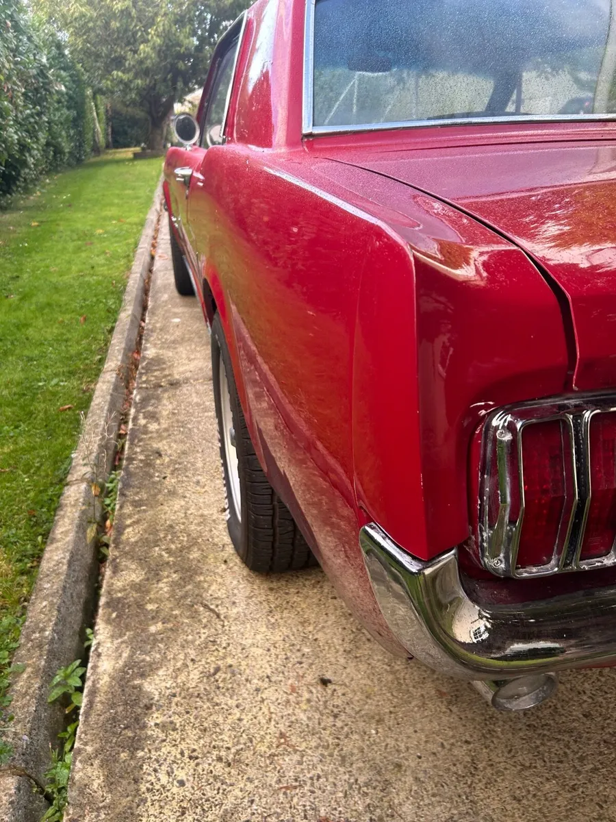 Car - Image 4