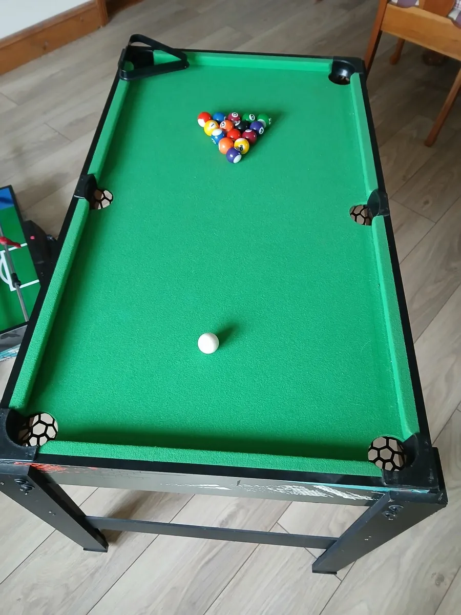 Pool/football table - Image 4