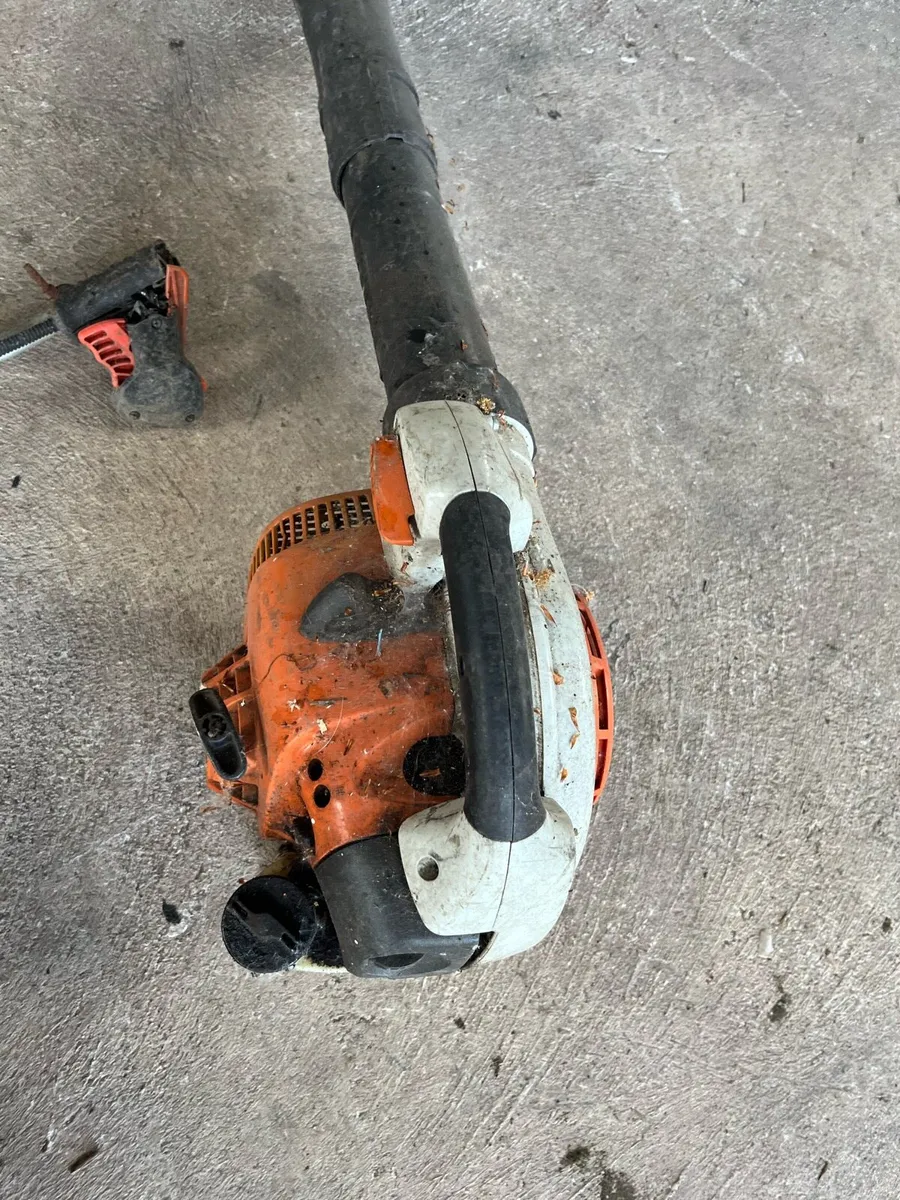 Stihl bg86 blower and echo strimmer for parts - Image 1