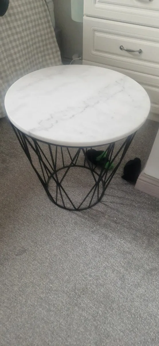 Coffee / bedside table - Image 2